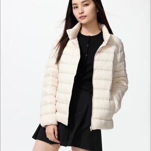 Uniqlo Women's Lightweight Puffer Jacket in Off-White